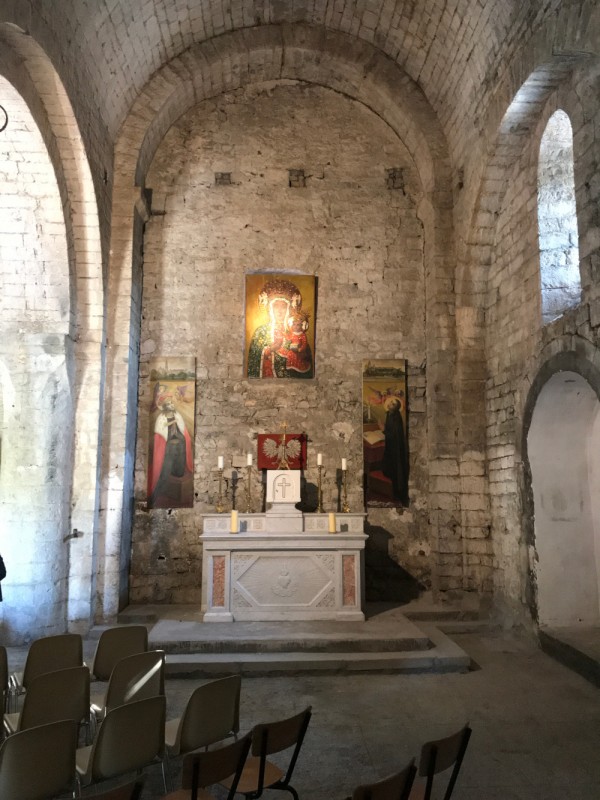 Otwórz galerię (12 fotografii) Kościół parafialny Notre-Dame w Cendras, Alès we Francji, Instytut POLONIKA