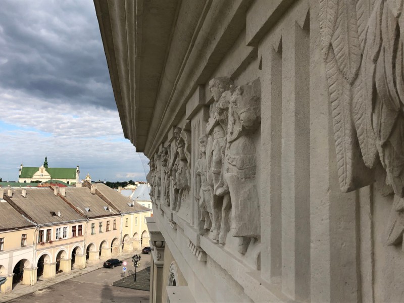 Prace konserwatorskie przy zabytkach polskich w Żółkwi, Instytut POLONIKA