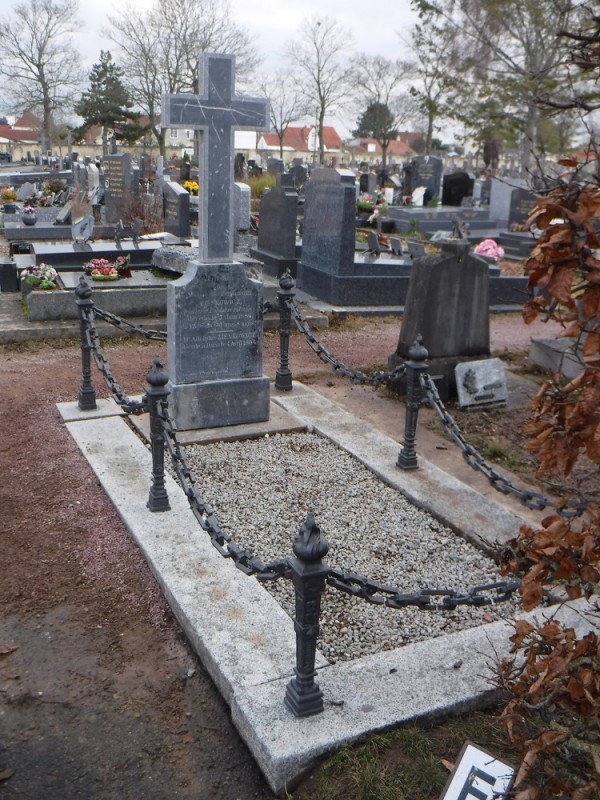 Francja, Caen, Zienkiewicz |