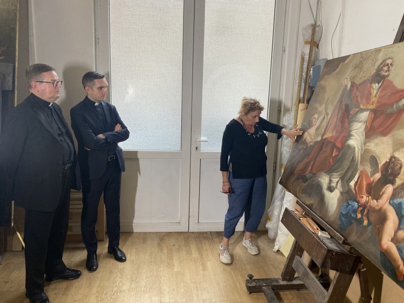 Prace konserwatorskie przy trzech obrazach kościoła św. Stanisława w Rzymie.